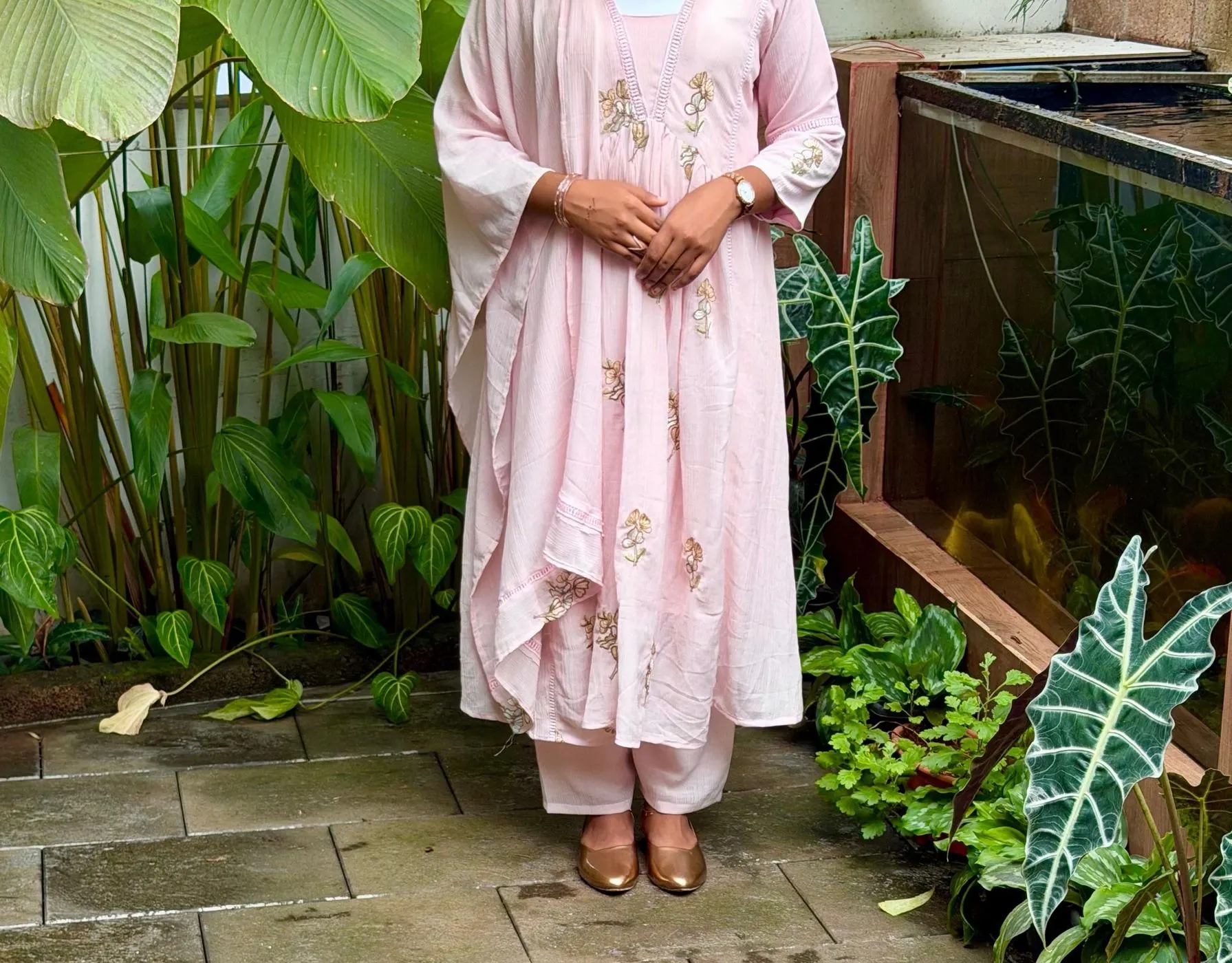Premium Blush Pink Floral Embroidered Anarkali Set 6