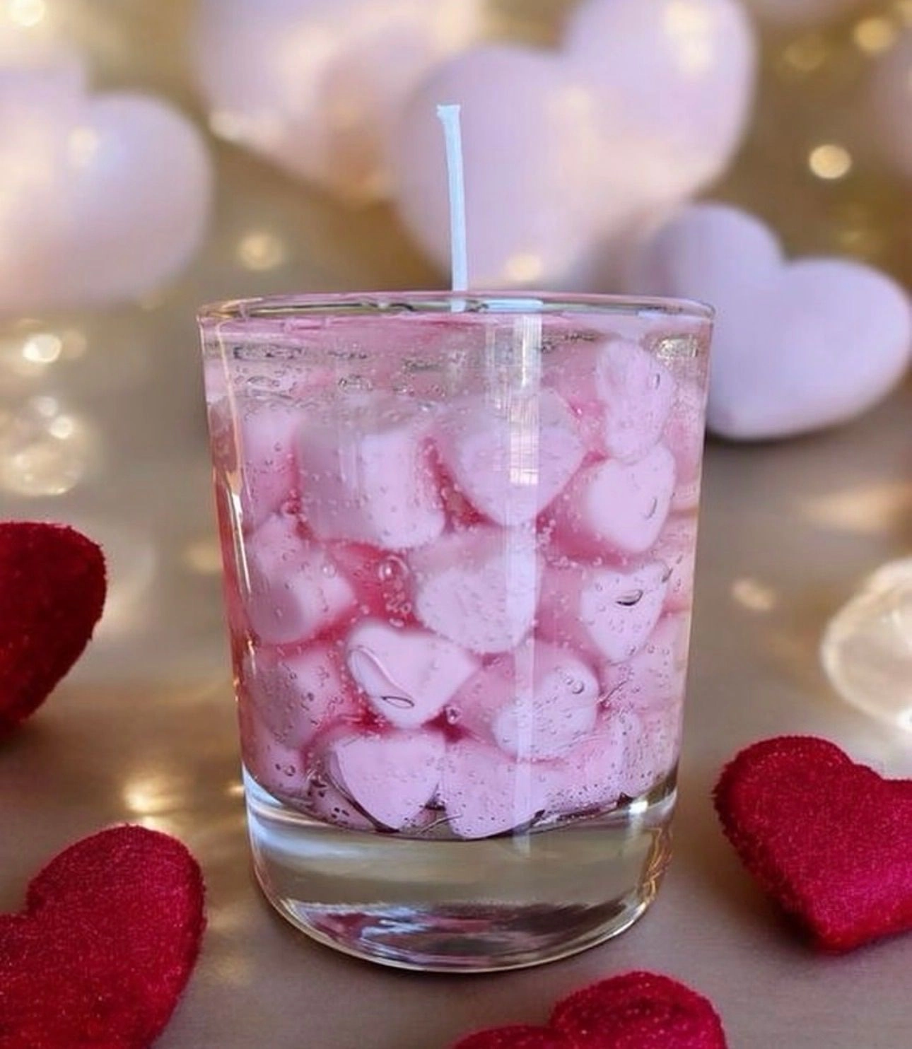 Pink gel heart scented short glass candle