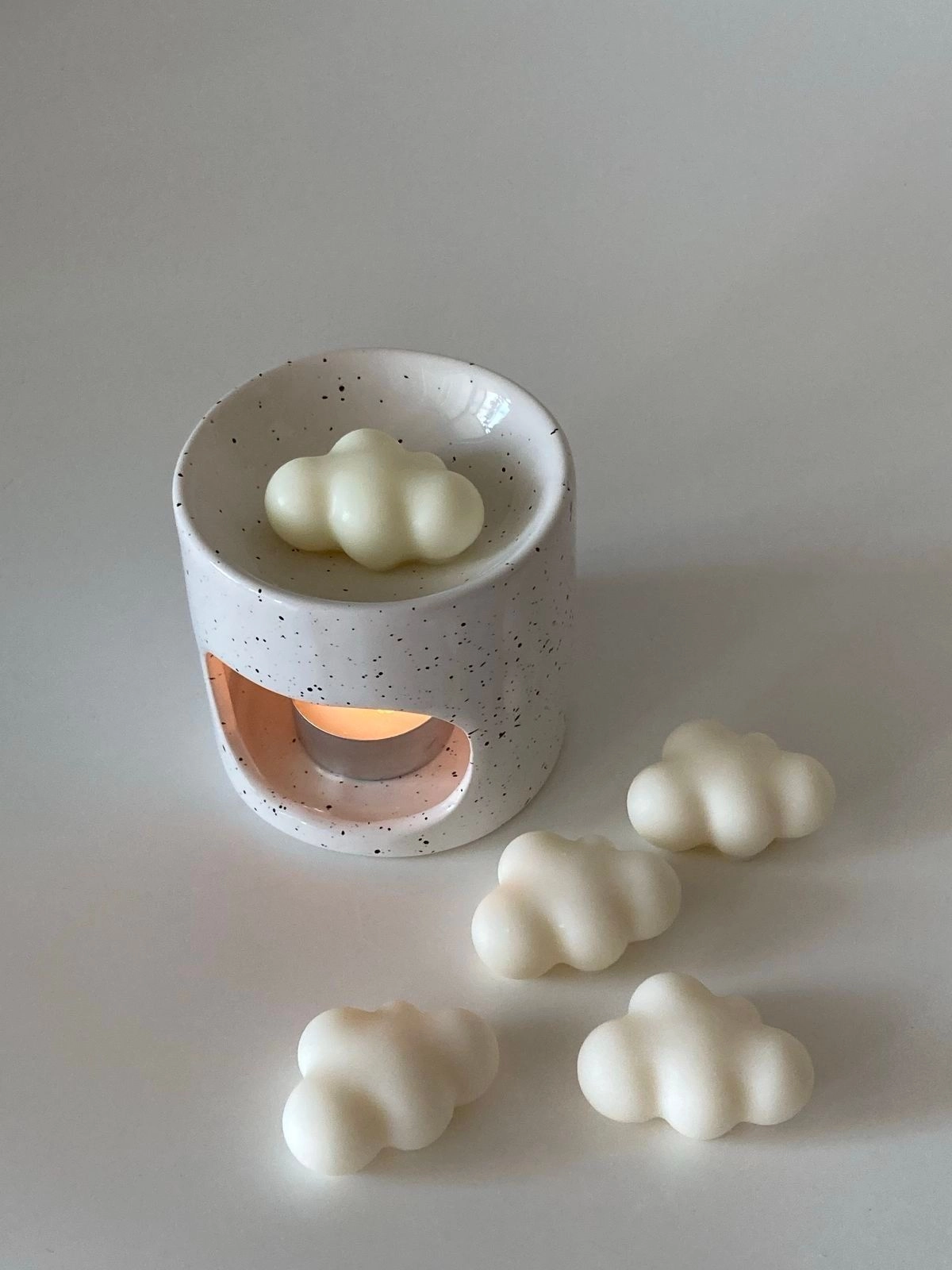 Cloud melts 450 gram Jasmine scented