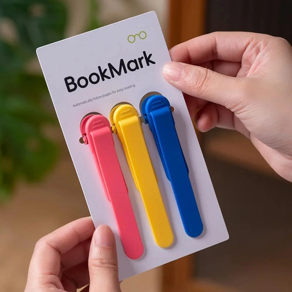 3Pcs Automatic Bookmark, Silicone Smart Book Marks,Cute Unique Book Markers Bookmark Clip Reading Accessories Gifts for Book Lovers (1 Yellow+1 Red+1 Blue)