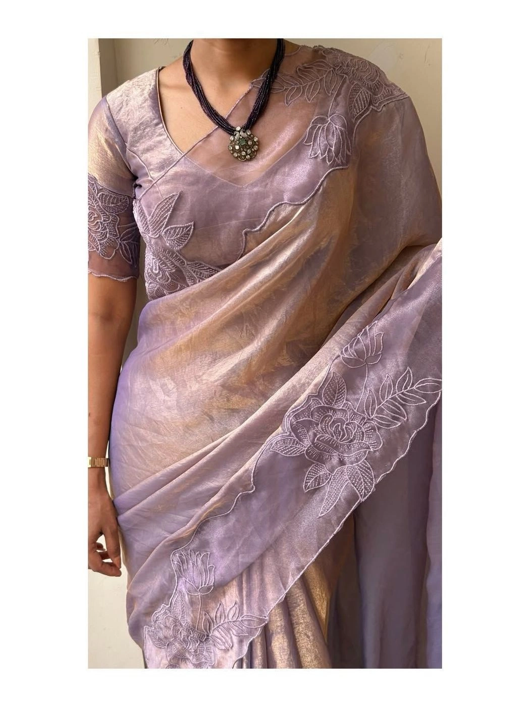 Premium Class Tissue Saree 2