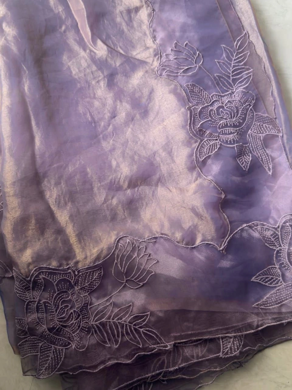 Premium Class Tissue Saree 3