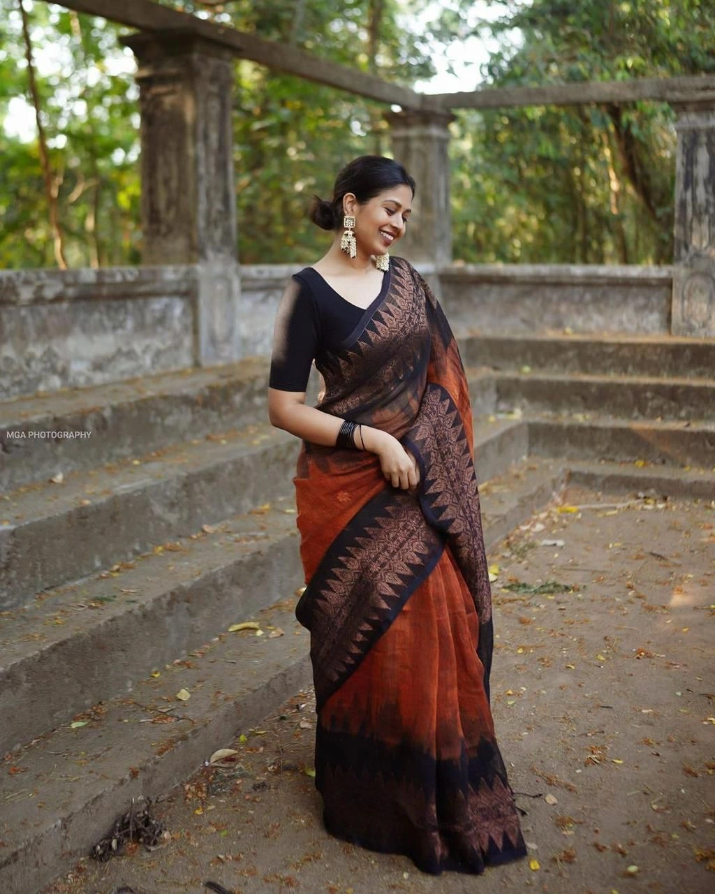 Double side temple korvai cotton saree. 3