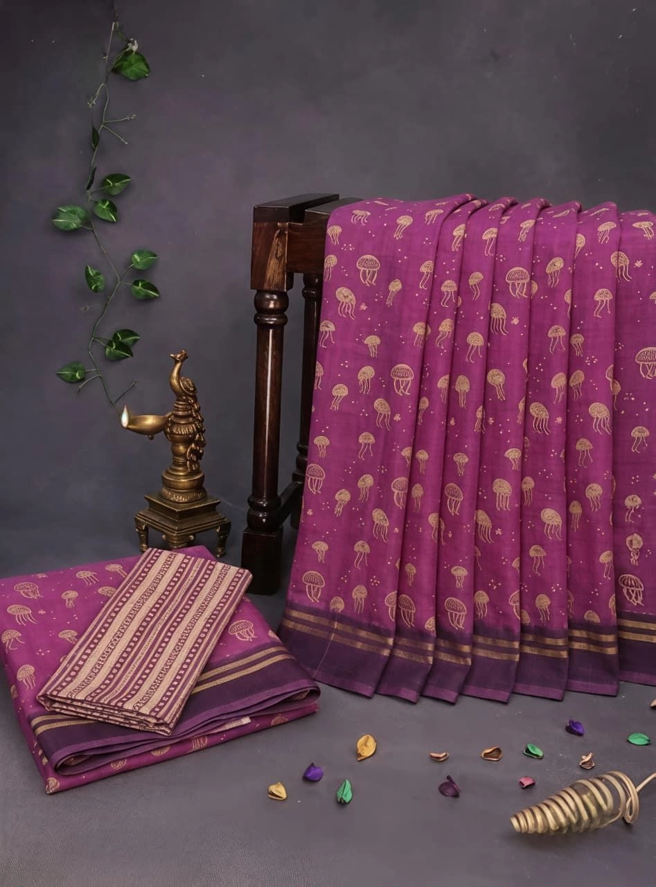 Soft and lightweight linen cotton Saree 9