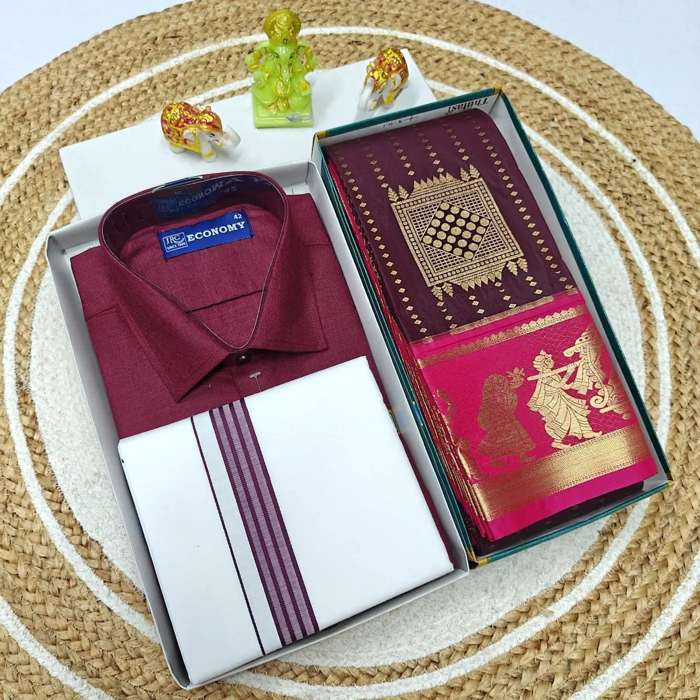 Couple Combo ( Mundu, Shirt + Saree) 7