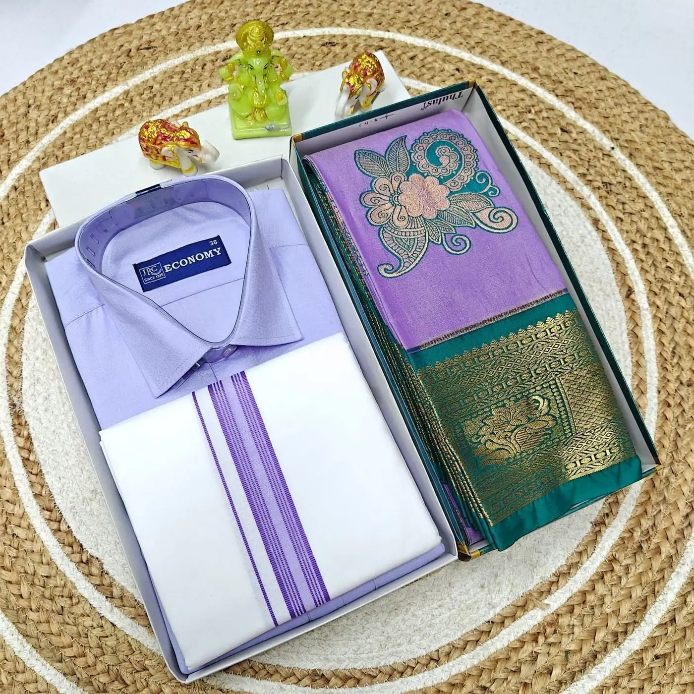 Couple Combo ( Mundu, Shirt + Saree) 16