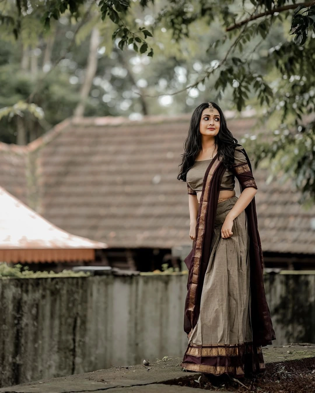 Kanjivaram Lehenga with Blouse, Dupatta, Drawstring. 7
