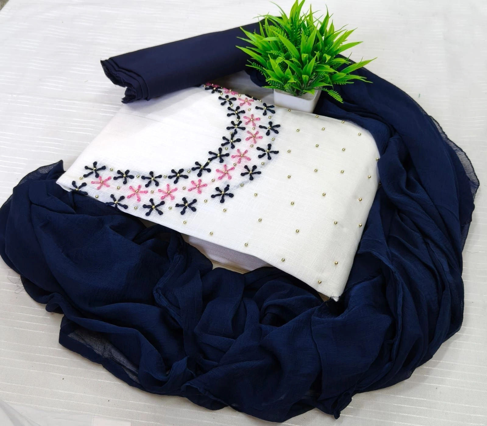 HANDWORK COTTON/SILK PIECE 11