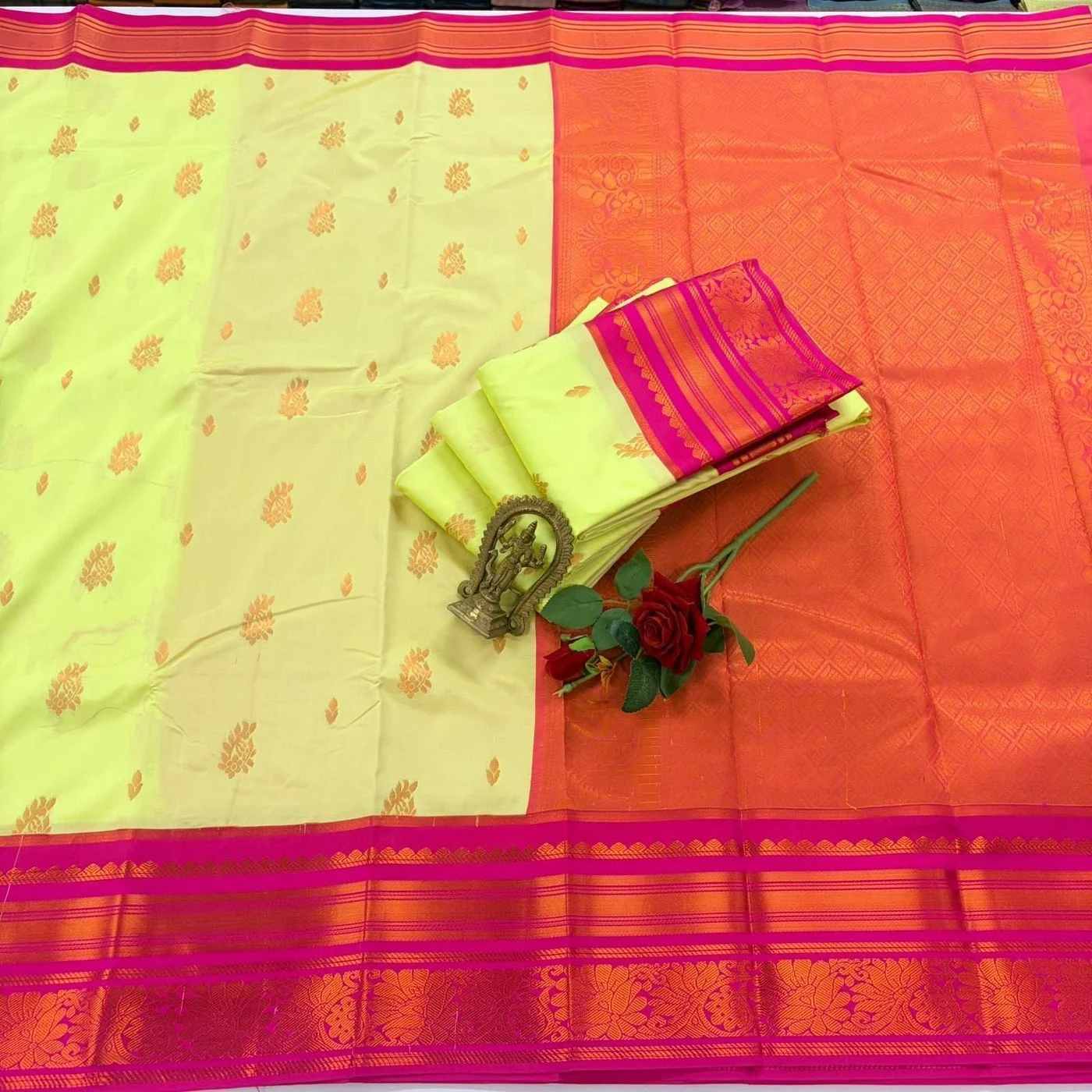 *SEMI KANCHIVARAM KORAVAI KOTTANJI BORDER  SAREES* 12