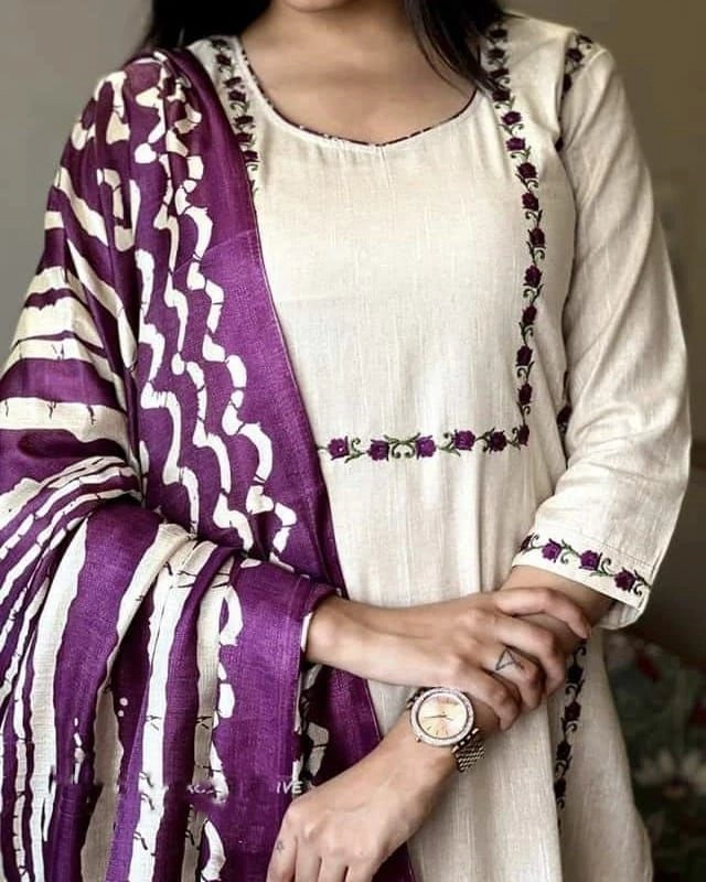 Handloom cotton kurta pant and khadi silk ikkat print  Dupatta set. 1