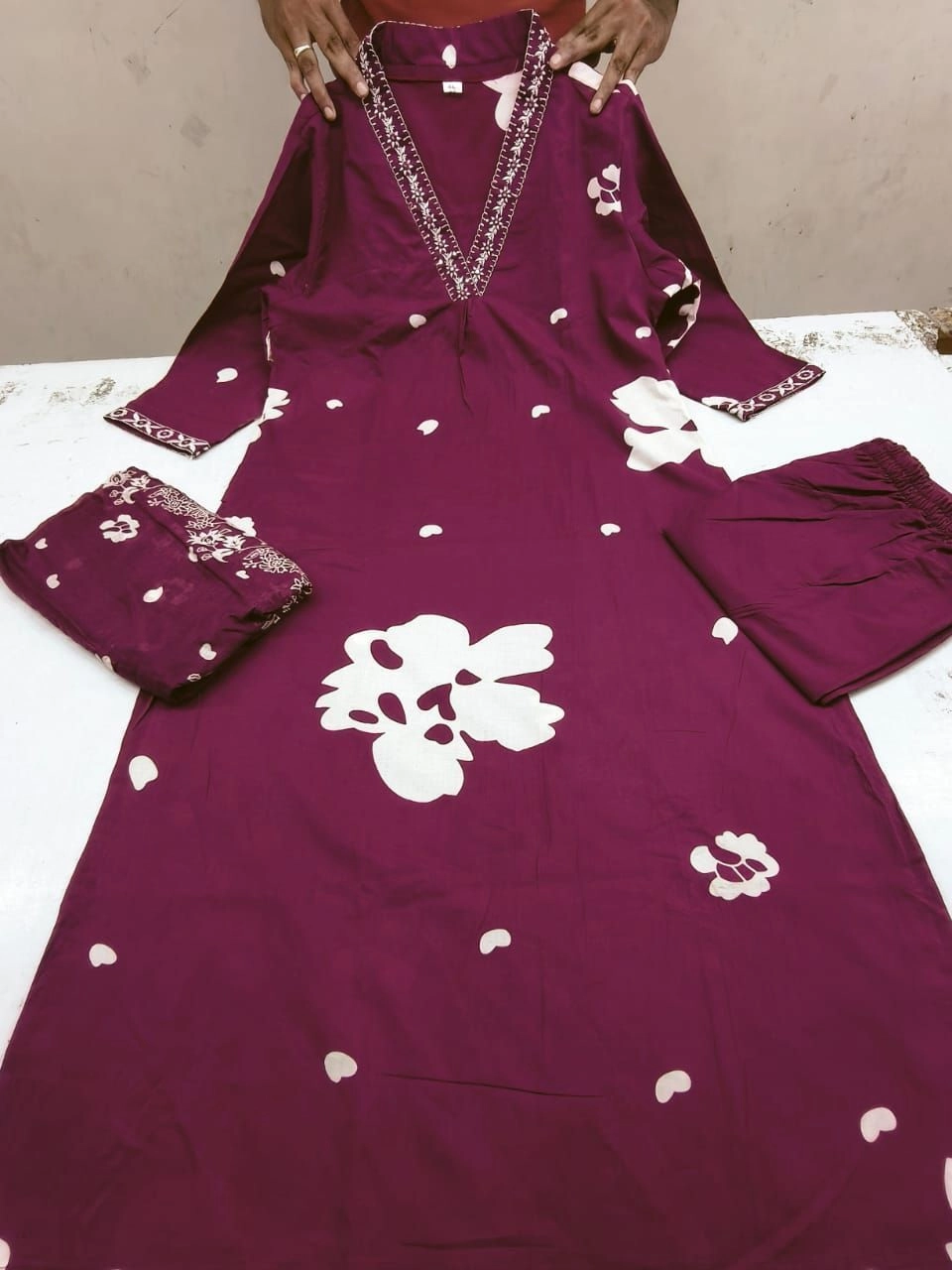 *Beautiful Cotton 3 PC 60*60 Kurtis with Mulmal duptta* 3