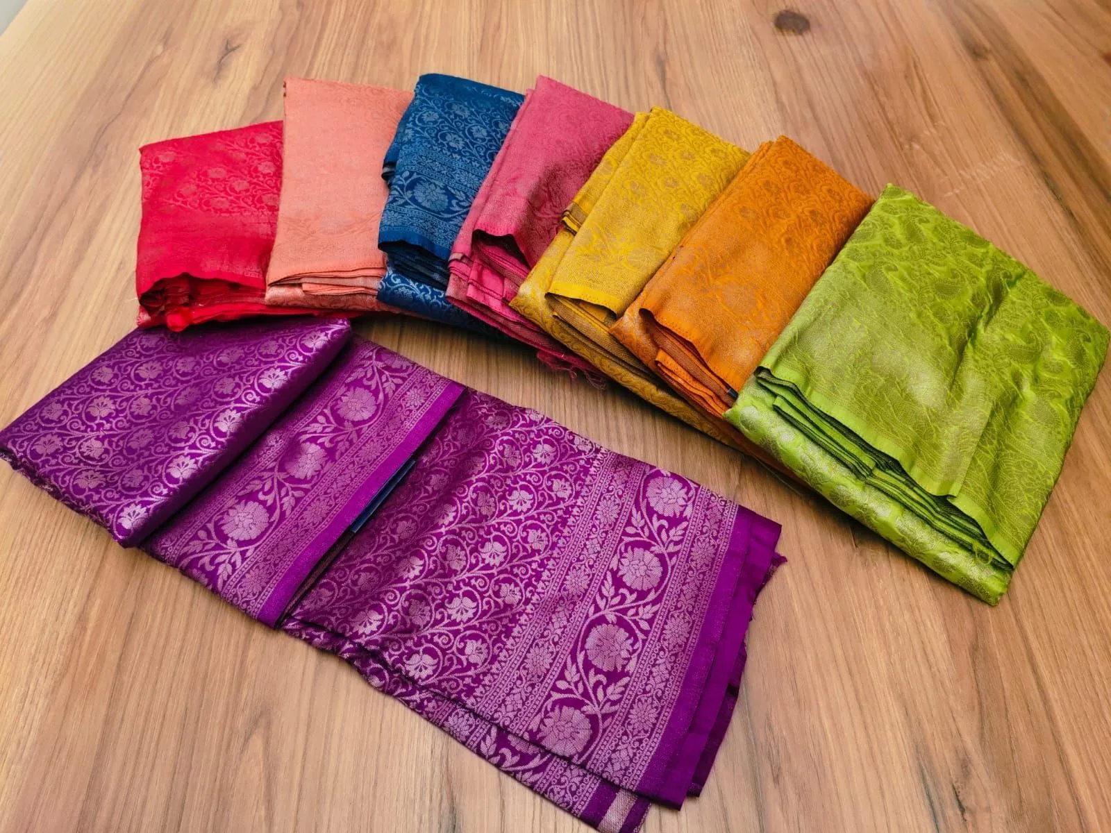 Banarasi saree with silver zari 3