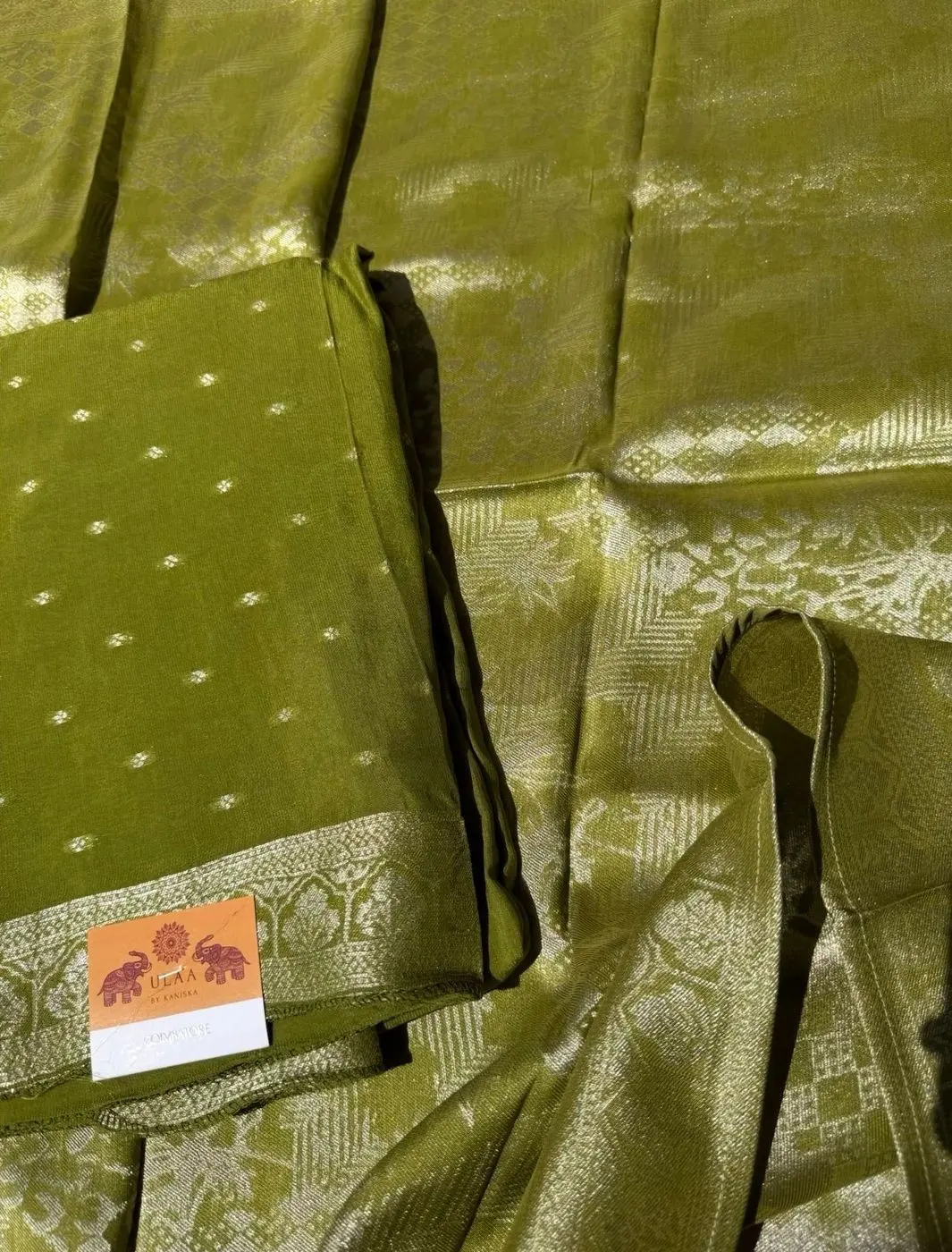 Banarasi Unstitched suit