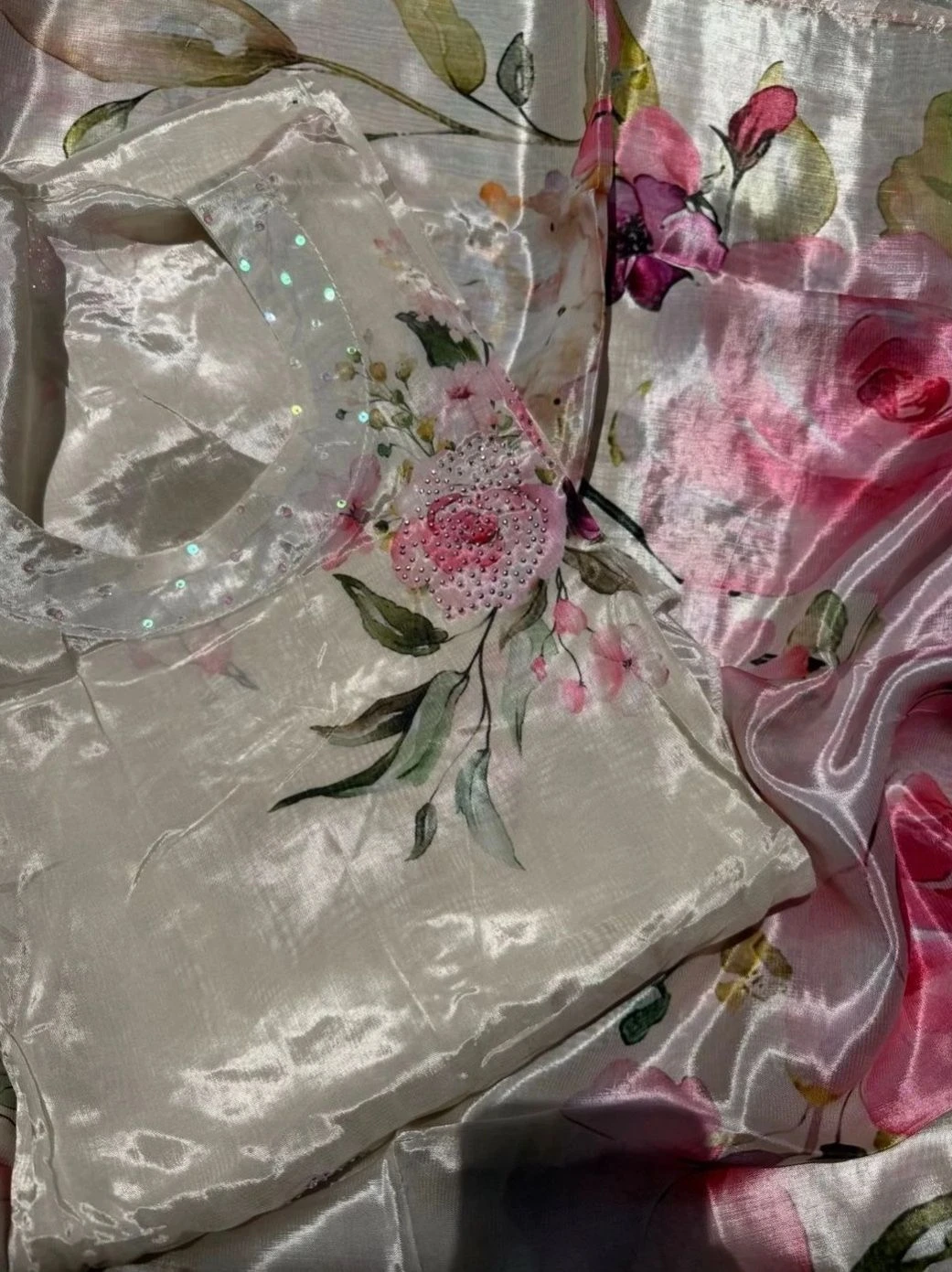 Glass Organza / Crape Unstitched Suit