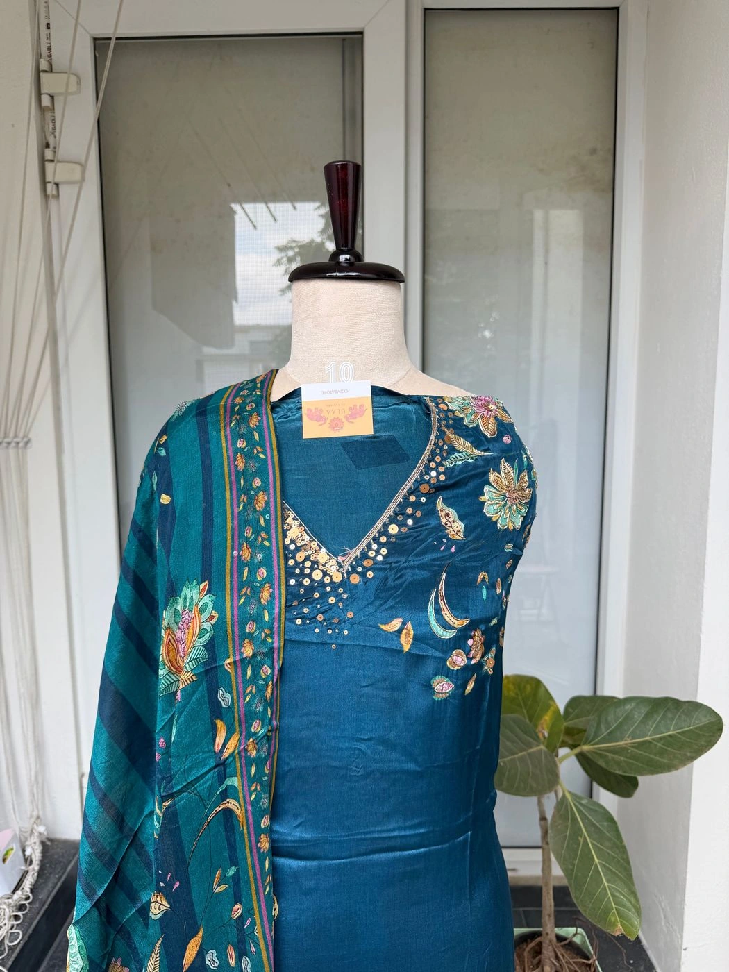 Crape unstitched suit set 1