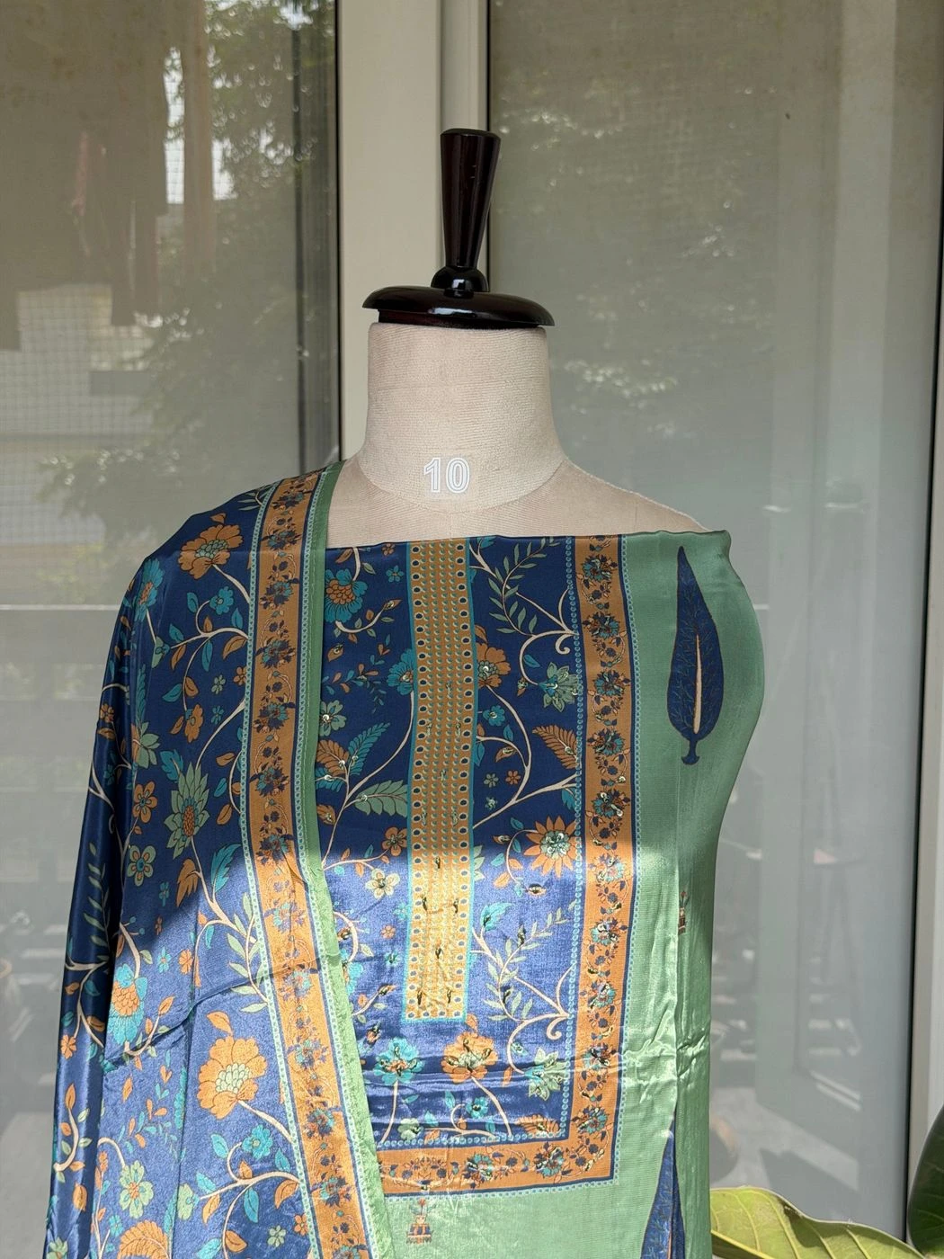 Crape unstitched suit set 2
