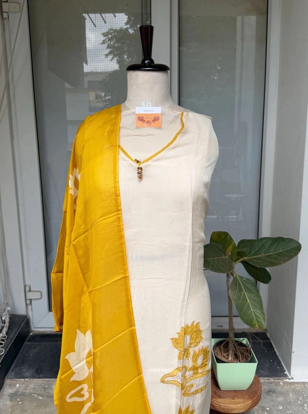 Pure organza unstitched suit 1