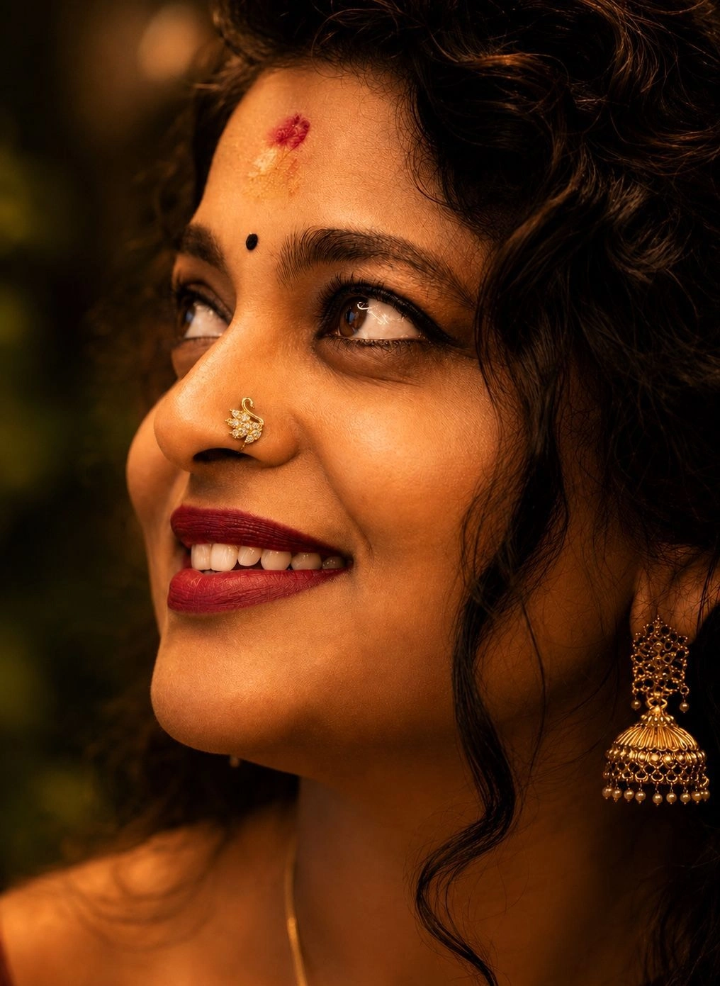 ROYAL   in spirit.  RARE in design.  RADIANT in every detail.