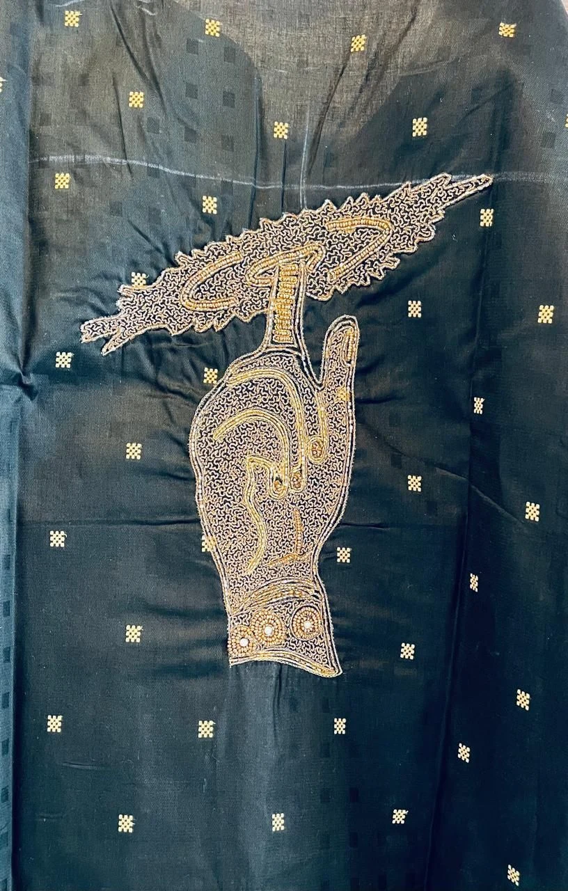 Green cotton kurta with hand embroidery Gada motifs