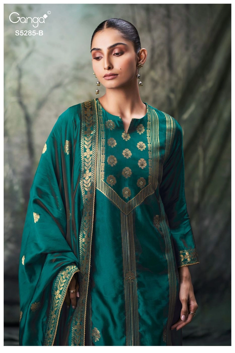 GANGA – Samci S5285(Rs.1999 per piece: total 4 piece)