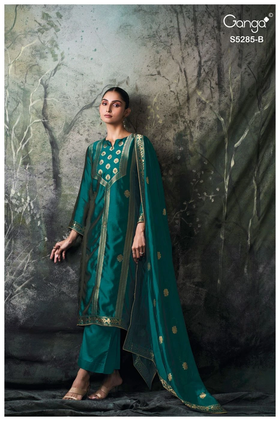 GANGA – Samci S5285(Rs.1999 per piece: total 4 piece)