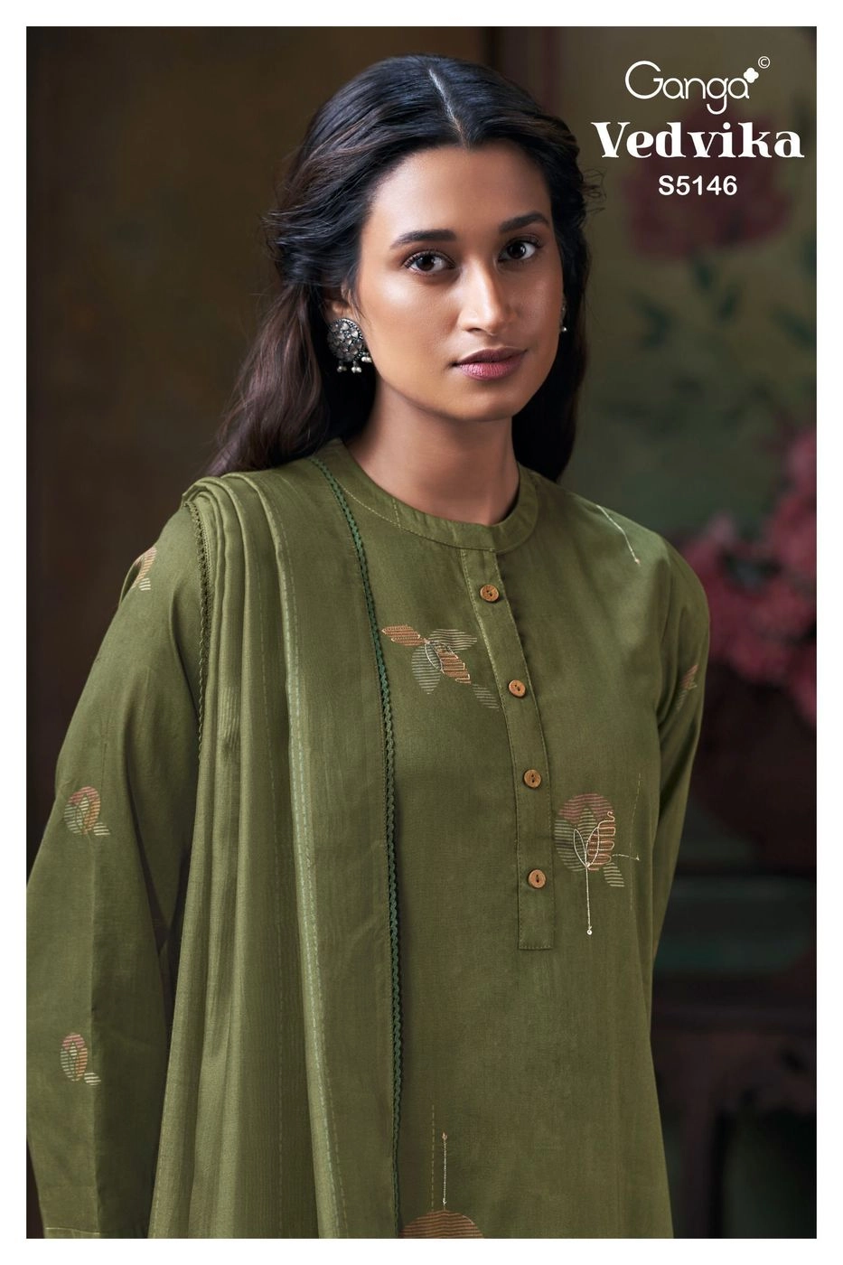 Ganga-Vedvika
S5146(Rs.1760 per piece: total 4 piece) 9