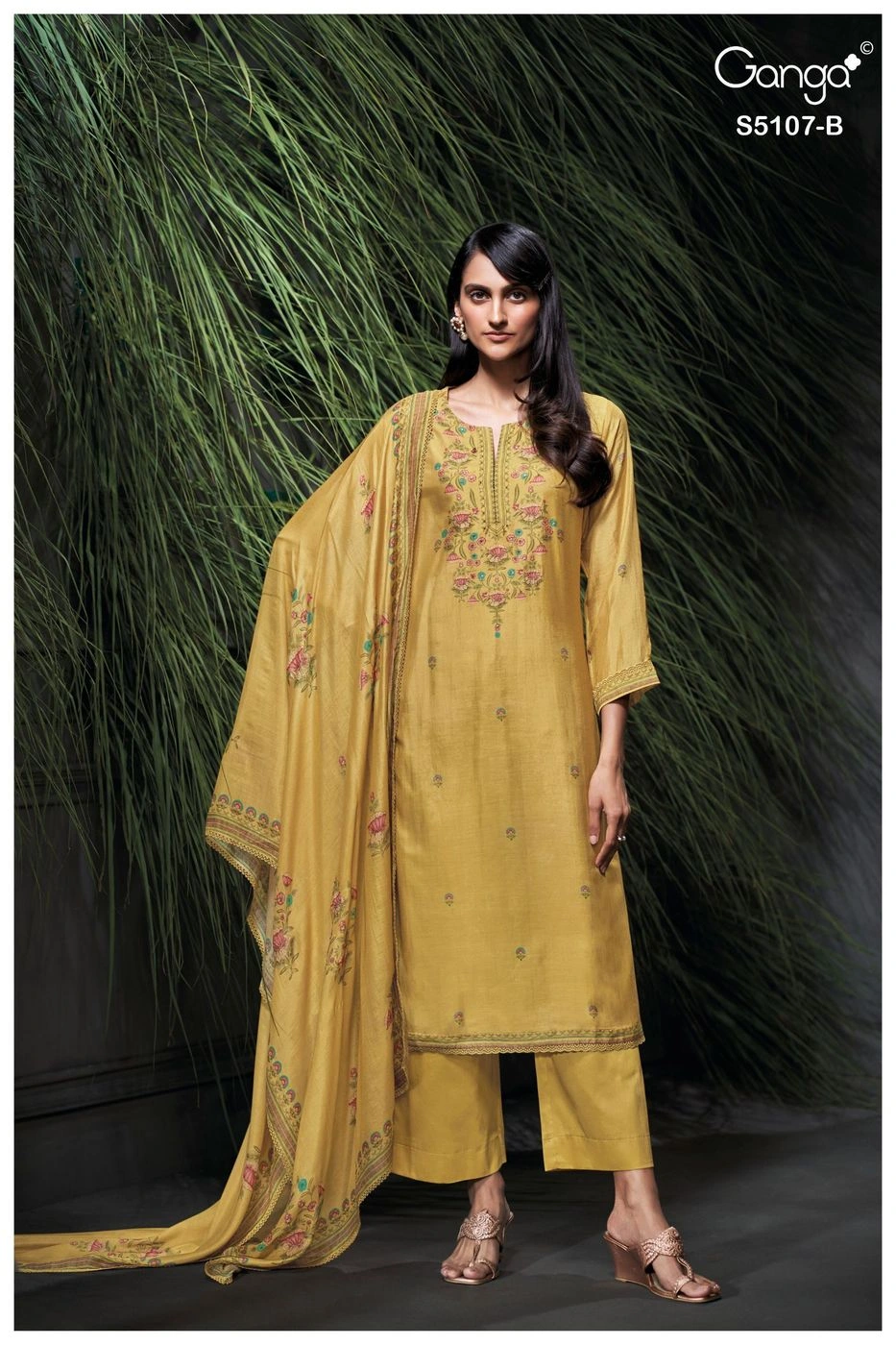 GANGA-Avelia
S5107(Rs.2110 per piece: total 2 piece) 4