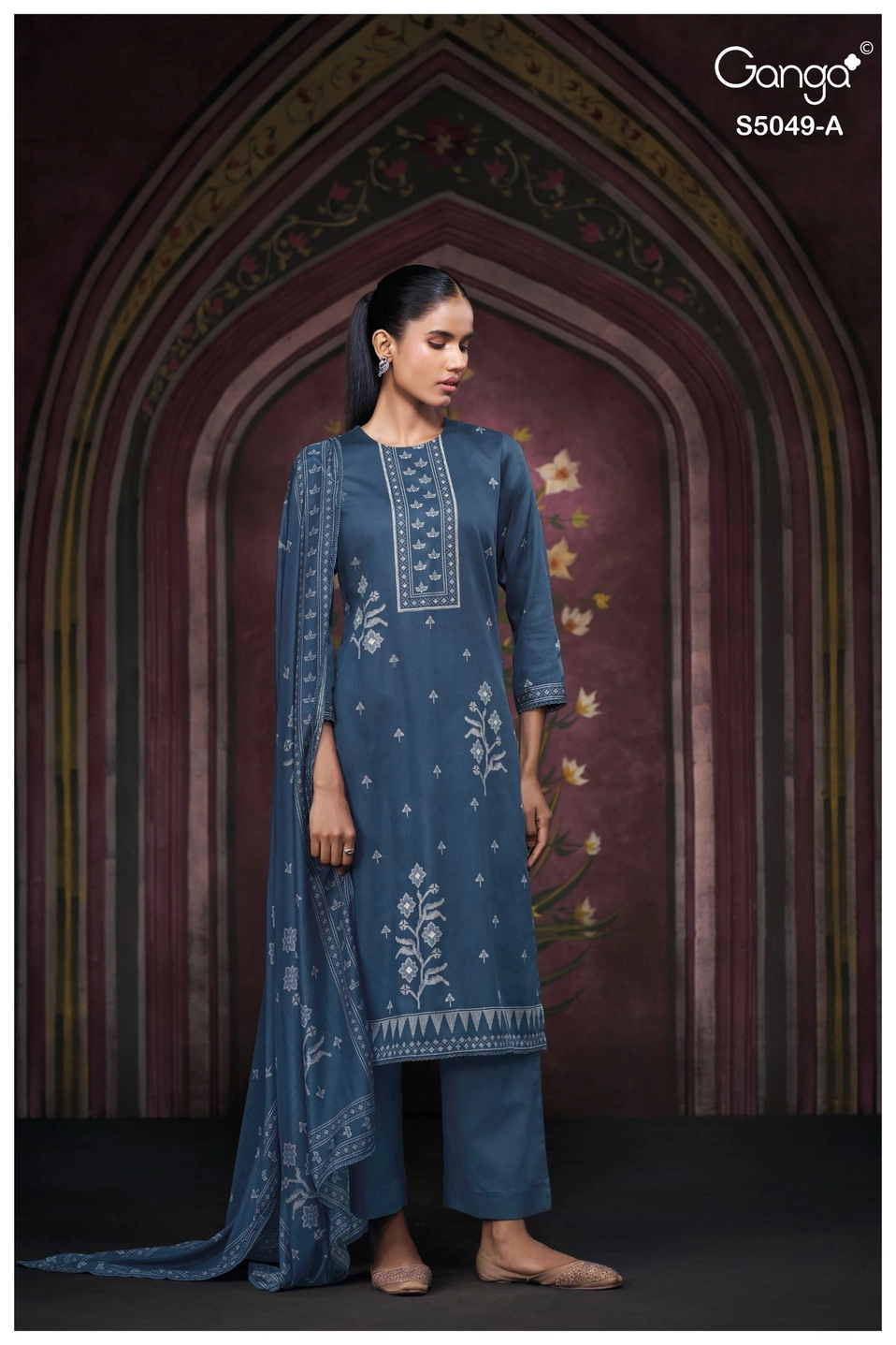 Ganga-Jolie
S5049(Rs.1760 per piece: total 4 piece) 4