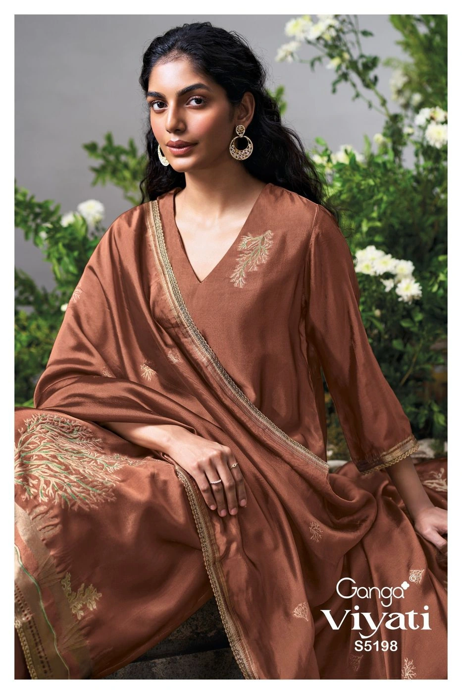 Ganga-Viyati
S5198(Rs.1999 per piece: total 4 piece) 1
