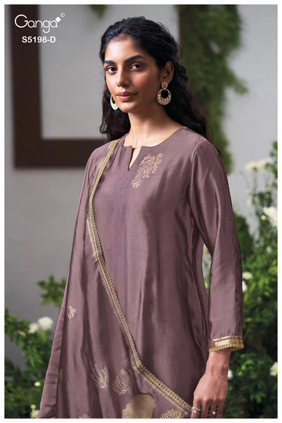 Ganga-Viyati
S5198(Rs.1999 per piece: total 4 piece) 3