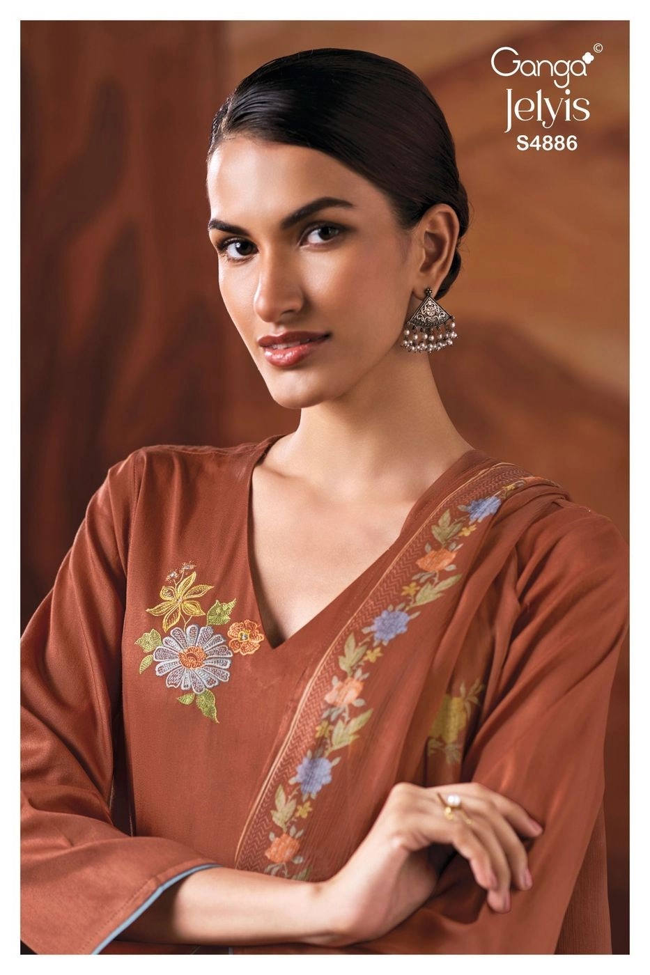 Ganga-Jelyis
S4886(Rs.1470 per piece: total 4 piece) 1