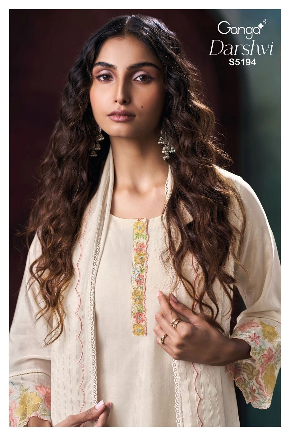 GANGA-Darshvi
S5194(Rs.2795 per piece: total 2 piece) 1