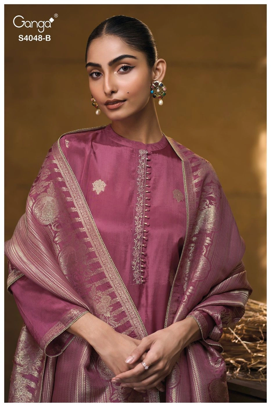 Ganga-Drita
S4048(Rs.2350 per piece: total 2 piece) 1