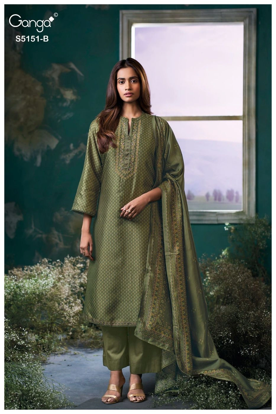 Ganga-Cherika
S5151(Rs.2230 per piece: total 2 piece) 2