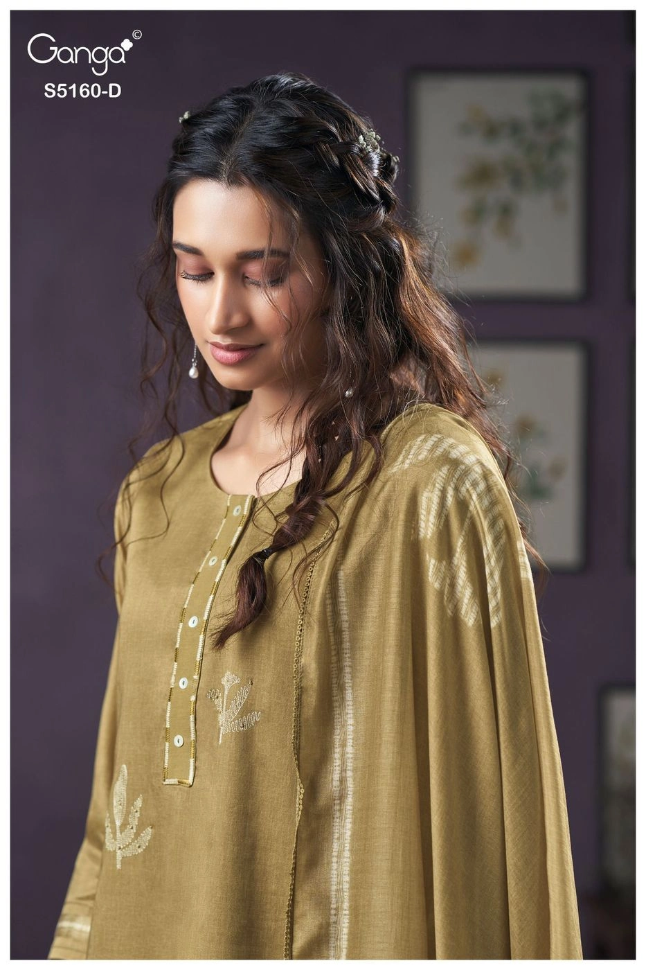 Ganga-CAMILLA
S5160(Rs.1795 per piece: total 4 piece) 1