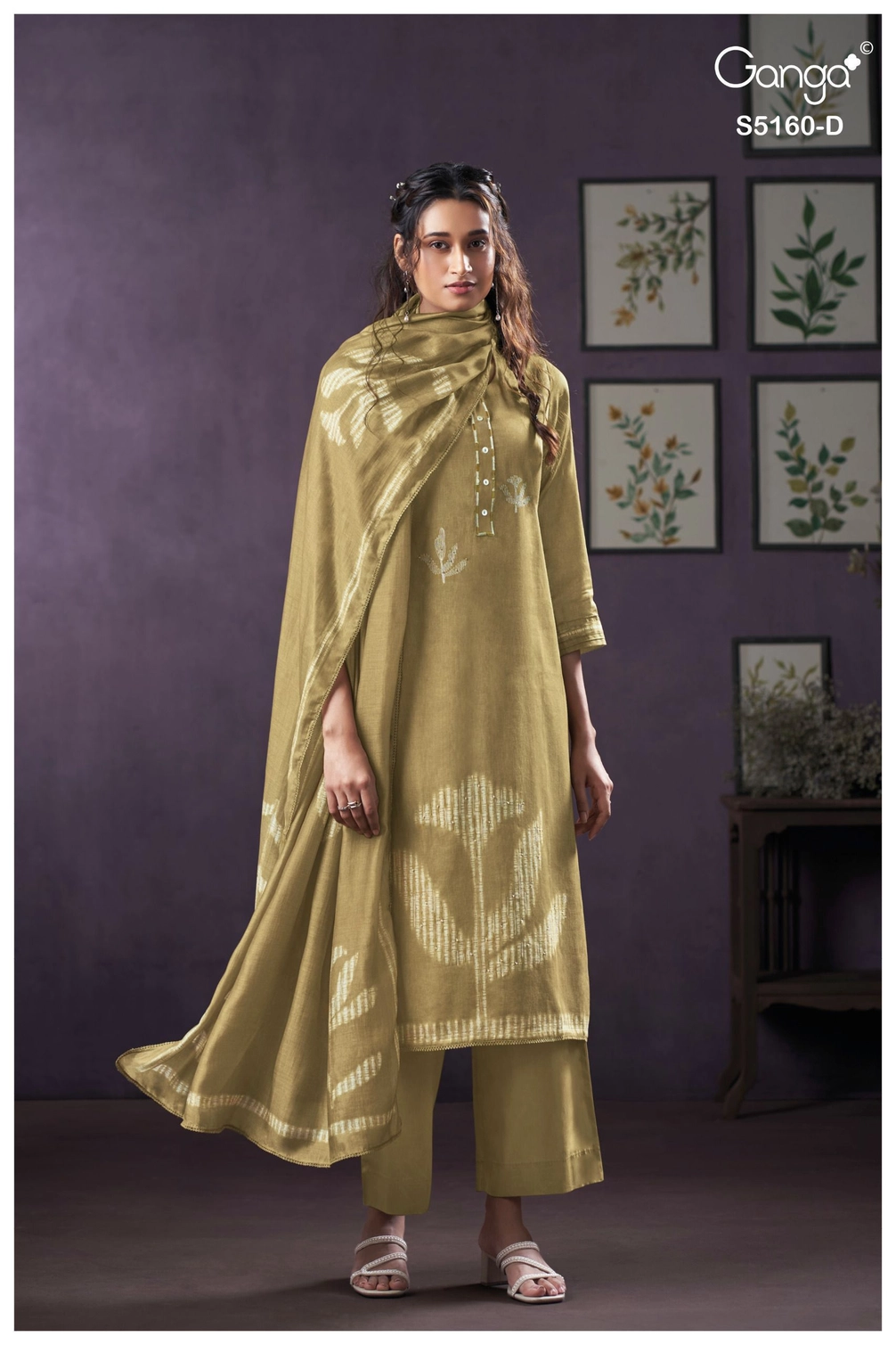 Ganga-CAMILLA
S5160(Rs.1795 per piece: total 4 piece) 2