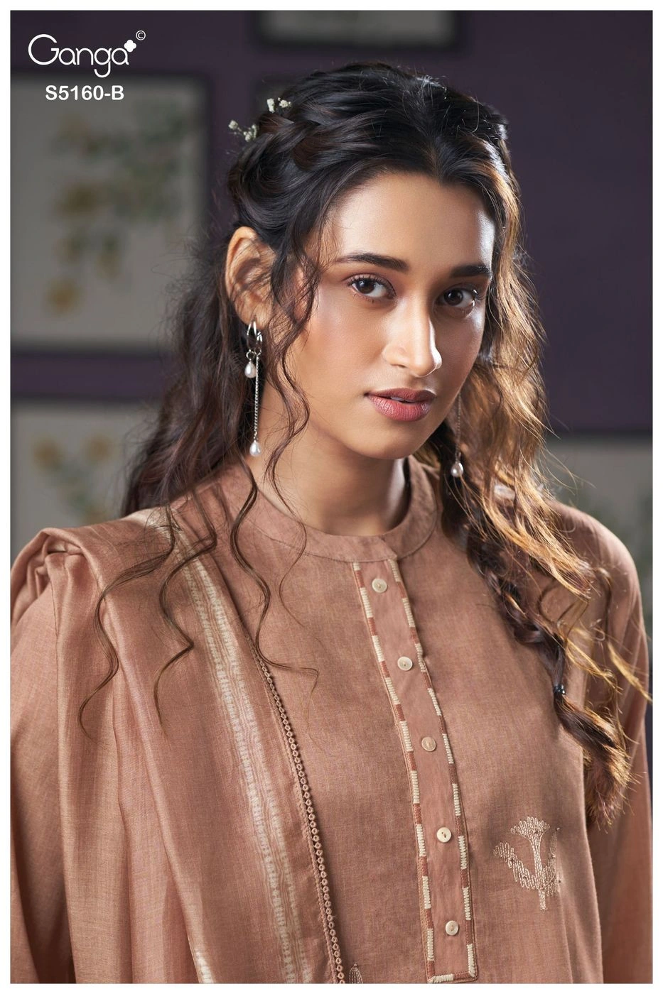Ganga-CAMILLA
S5160(Rs.1795 per piece: total 4 piece) 3