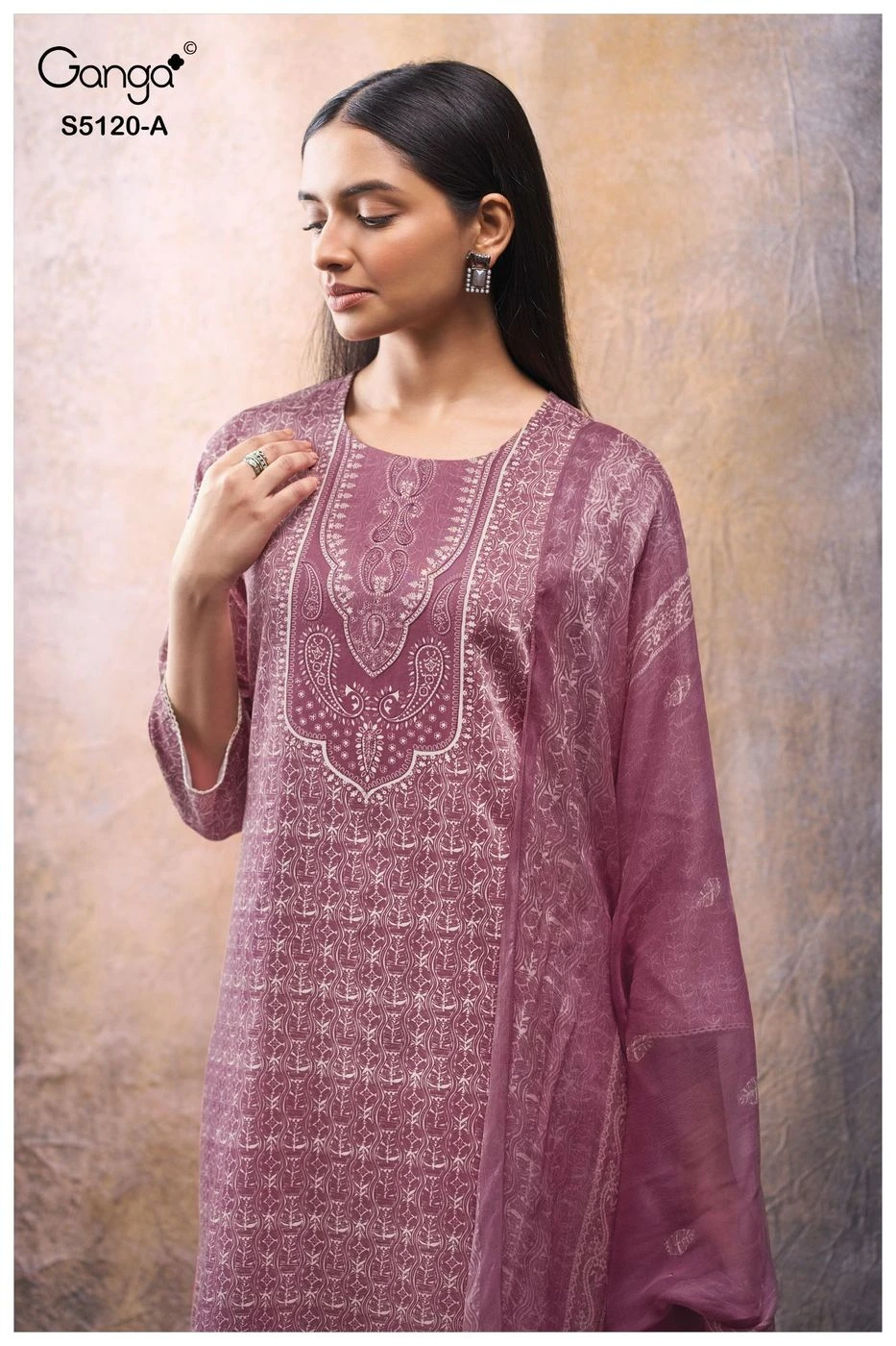 Ganga-Karolina
S5120(Rs.1675 per piece: total 4 piece) 1