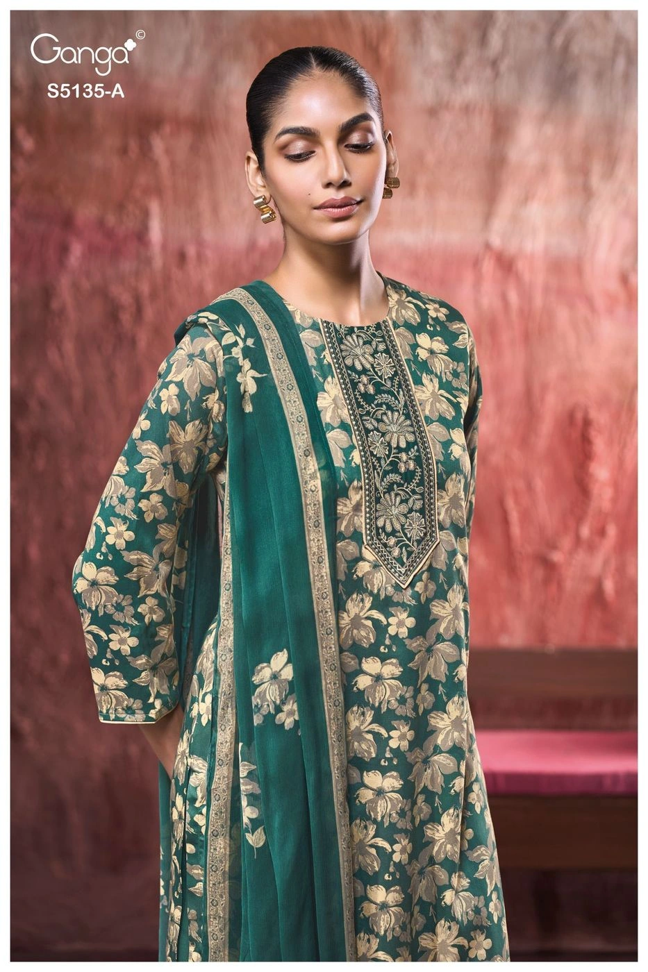 Ganga-Masaba
S5135(Rs.1470 per piece: total 4 piece) 4