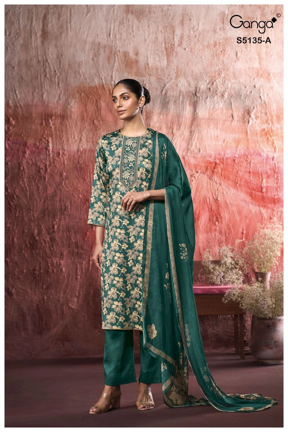 Ganga-Masaba
S5135(Rs.1470 per piece: total 4 piece) 5