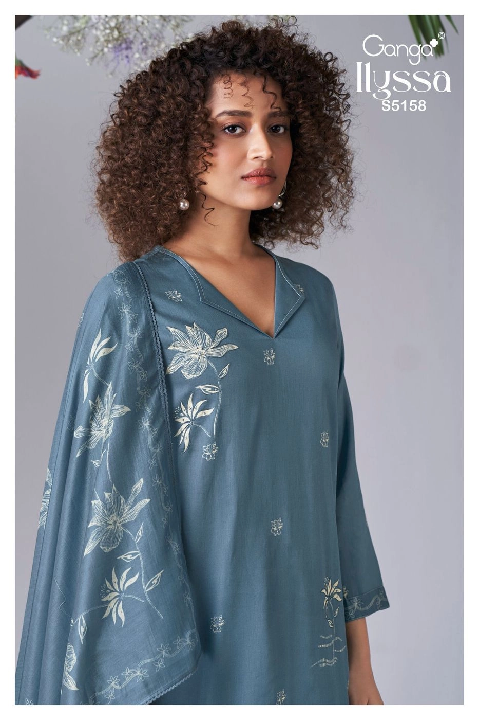 Ganga-Ilyssa
S5158(Rs.1760 per piece: total 4 piece) 7