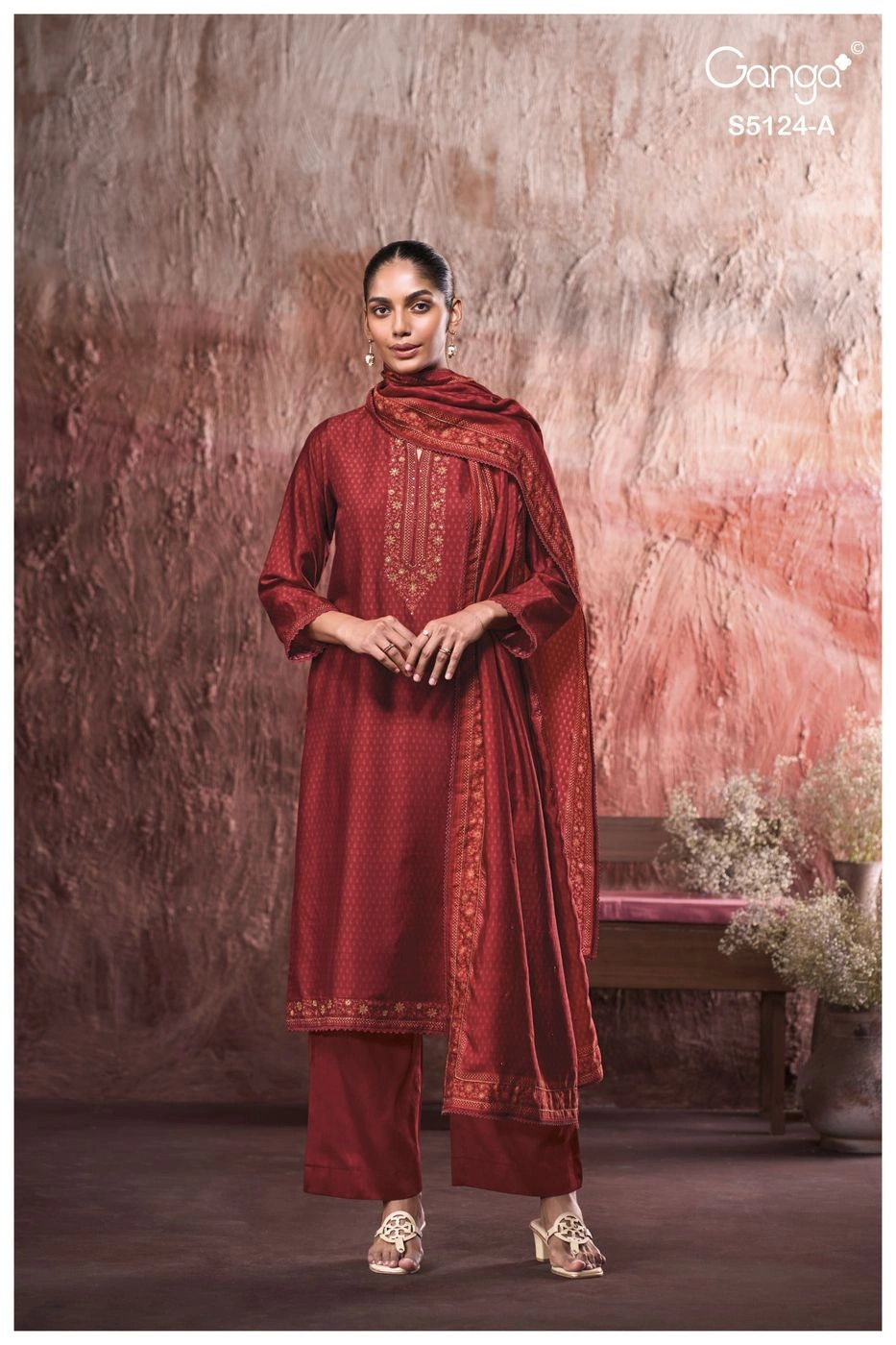 Ganga-Nitanshi
S5124(Rs.2350 per piece: total 2 piece) 5