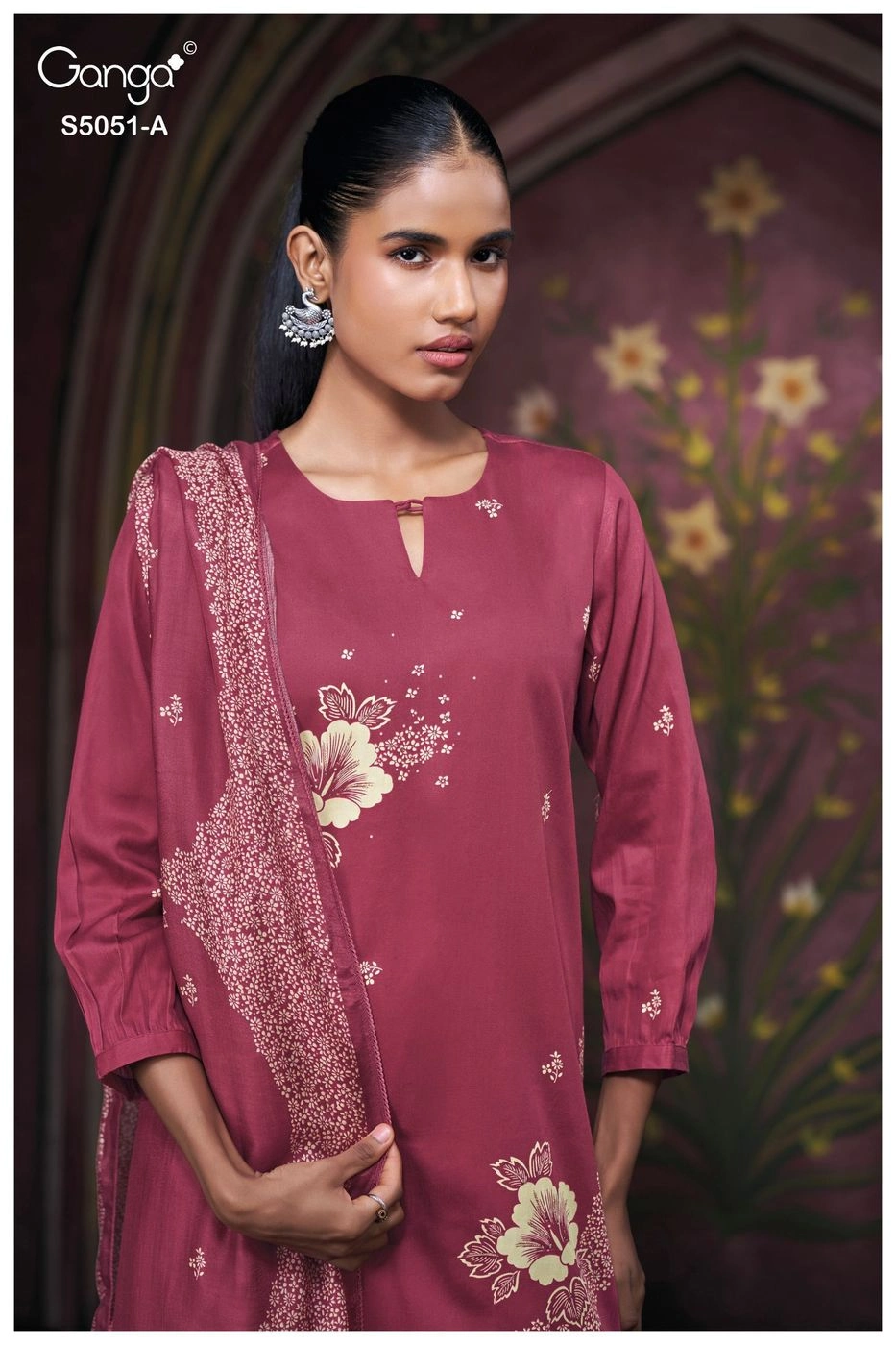 Ganga-Mysha
S5051(Rs.1760 per piece: total 4 piece) 6