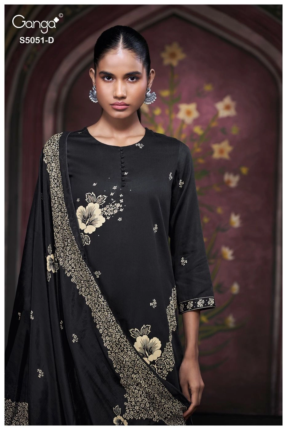 Ganga-Mysha
S5051(Rs.1760 per piece: total 4 piece) 8