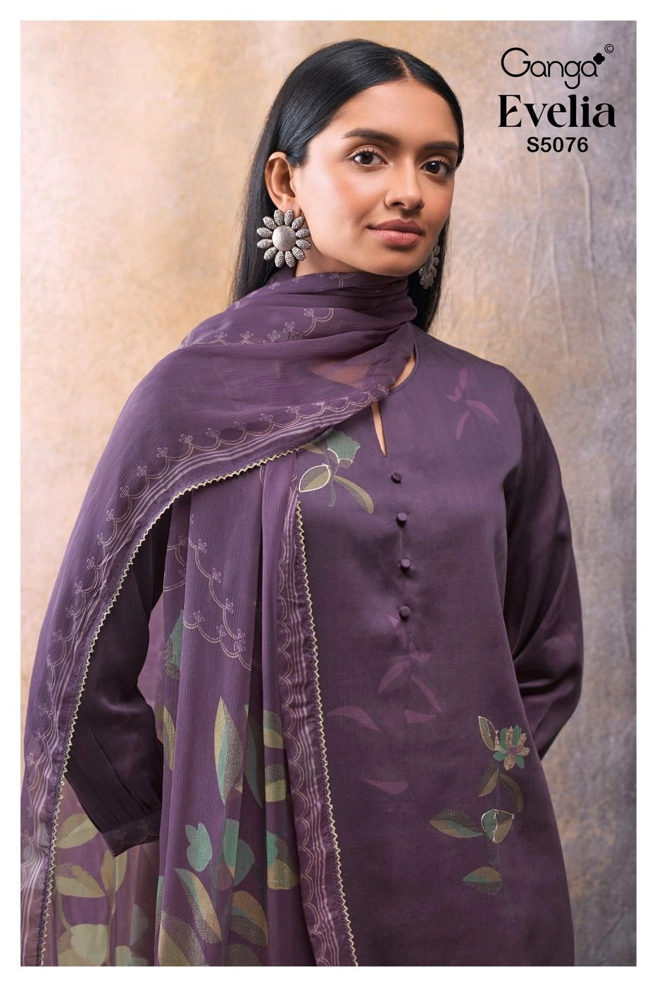 Ganga-Evelia
S5076(Rs.1795 per piece: total 4 piece)