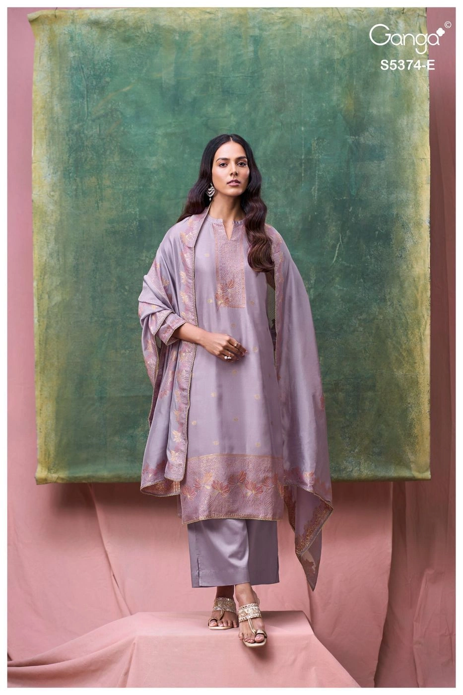 Ganga-Hiyana
S5374(Rs.2165 per piece: total 6 piece) 7
