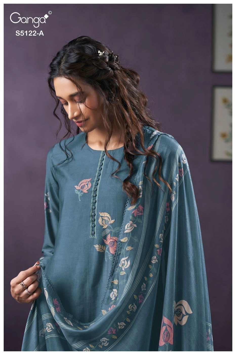 Ganga-NAILA
S5122(Rs.2110 per piece: total 2 piece) 4