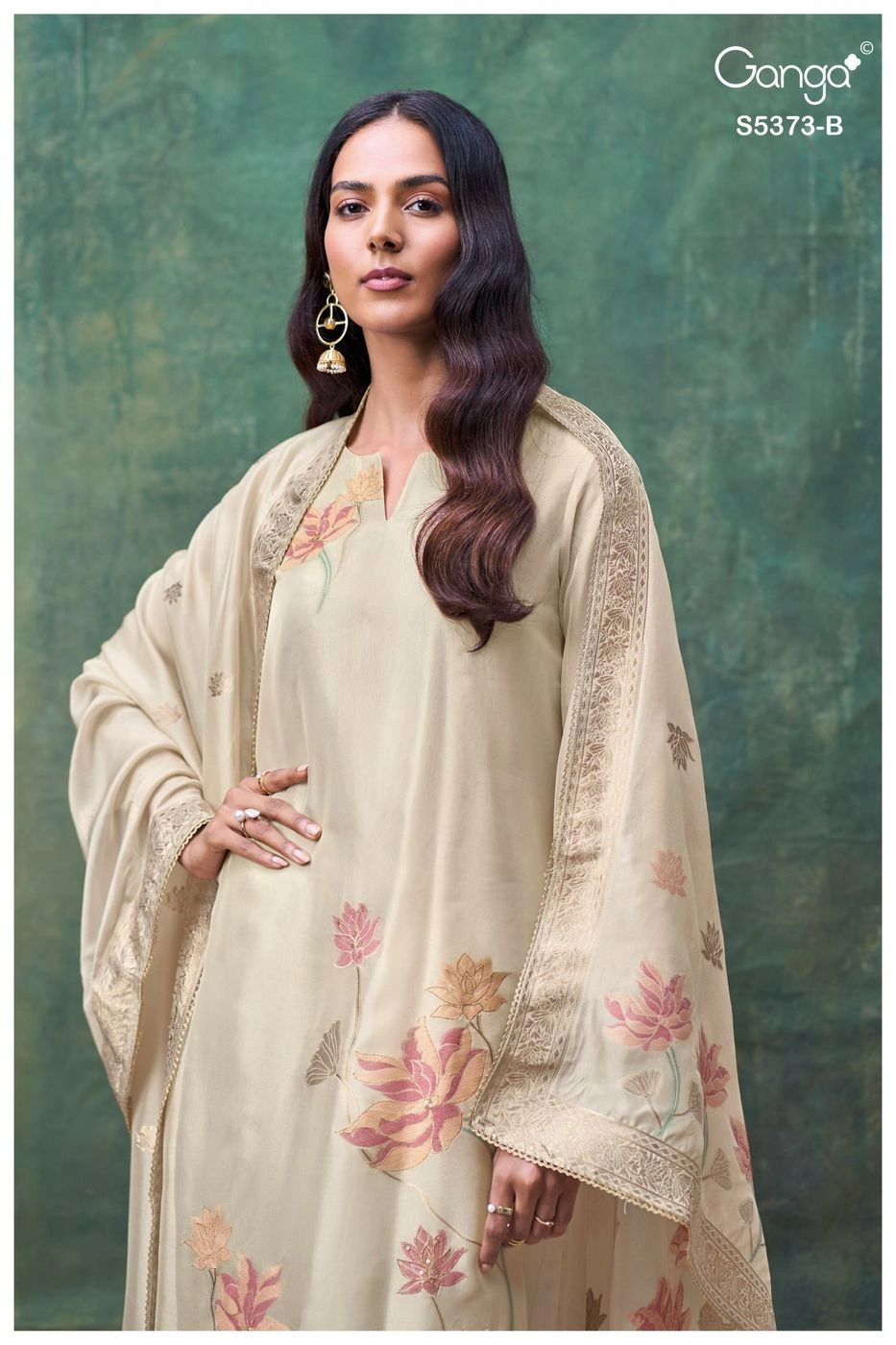 Ganga-Gineva
S5373(Rs.2165 per piece: total 6 piece) 3