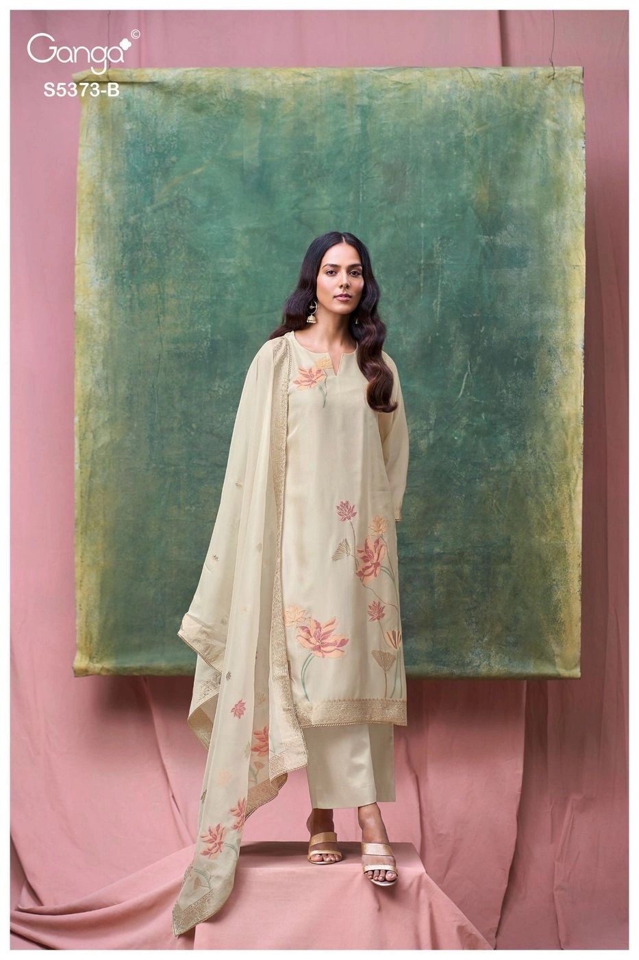 Ganga-Gineva
S5373(Rs.2165 per piece: total 6 piece) 4