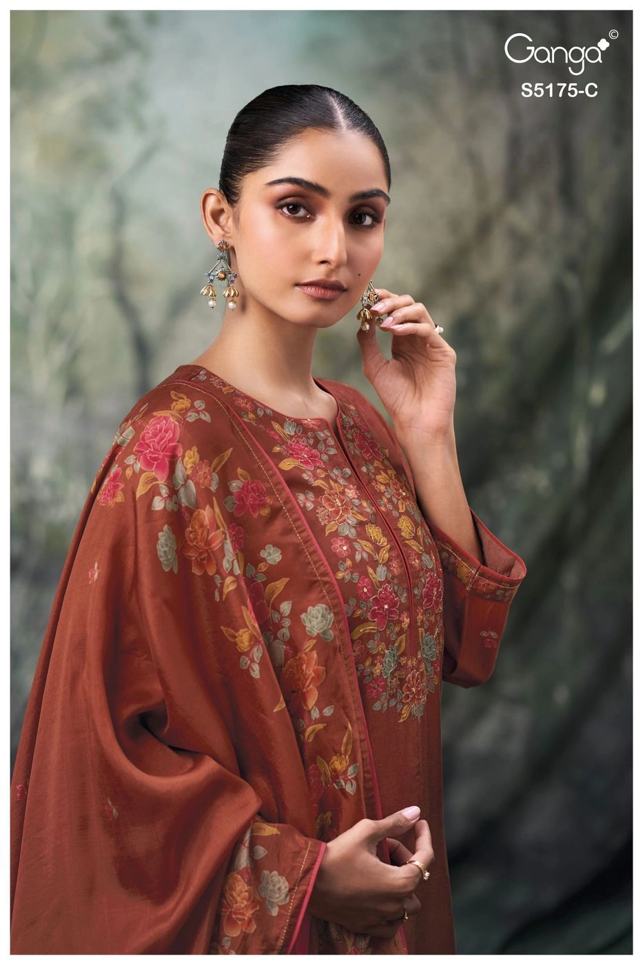 Ganga-Nelieska
S5175(Rs.2230 per piece: total 3 piece) 2